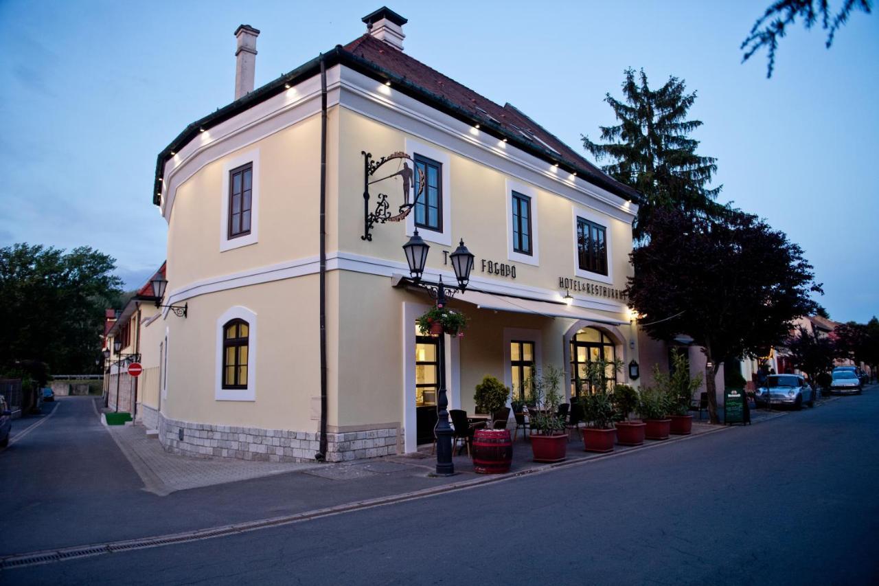 Toldi Fogado Hotel Tokaj Ngoại thất bức ảnh