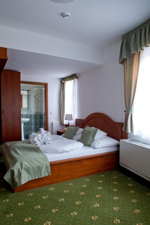Toldi Fogado Hotel Tokaj Ngoại thất bức ảnh